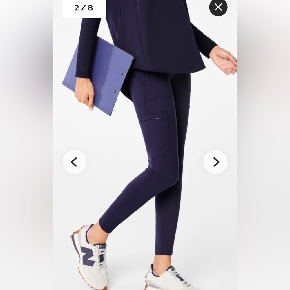 FIGS] High waisted Slim Navy Performance Leggings with Utility Pockets